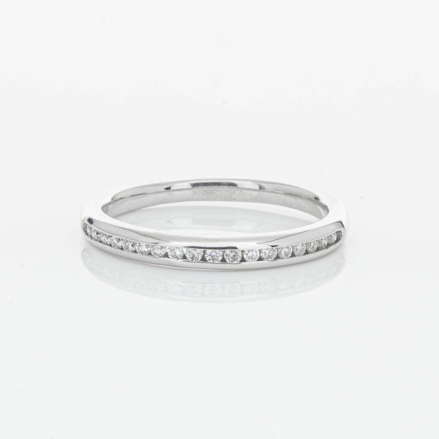 14ct White Gold Diamond Vida Band-Ring-Walker & Hall
