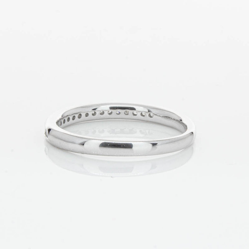 14ct White Gold Diamond Vida Band-Ring-Walker & Hall