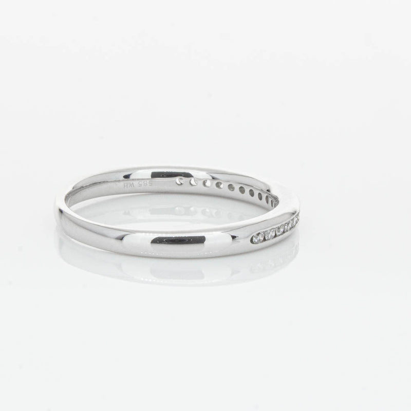 14ct White Gold Diamond Vida Band-Ring-Walker & Hall