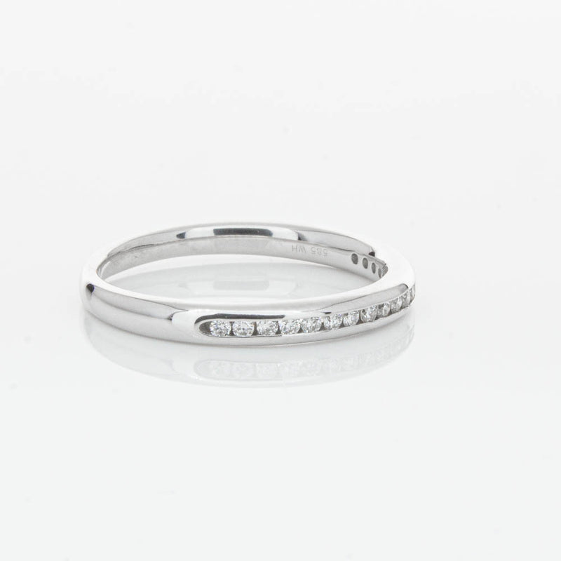 14ct White Gold Diamond Vida Band-Ring-Walker & Hall