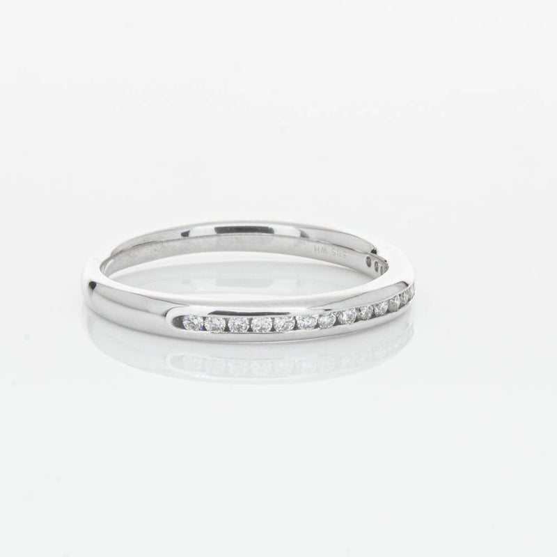 14ct White Gold Diamond Vida Band-Ring-Walker & Hall
