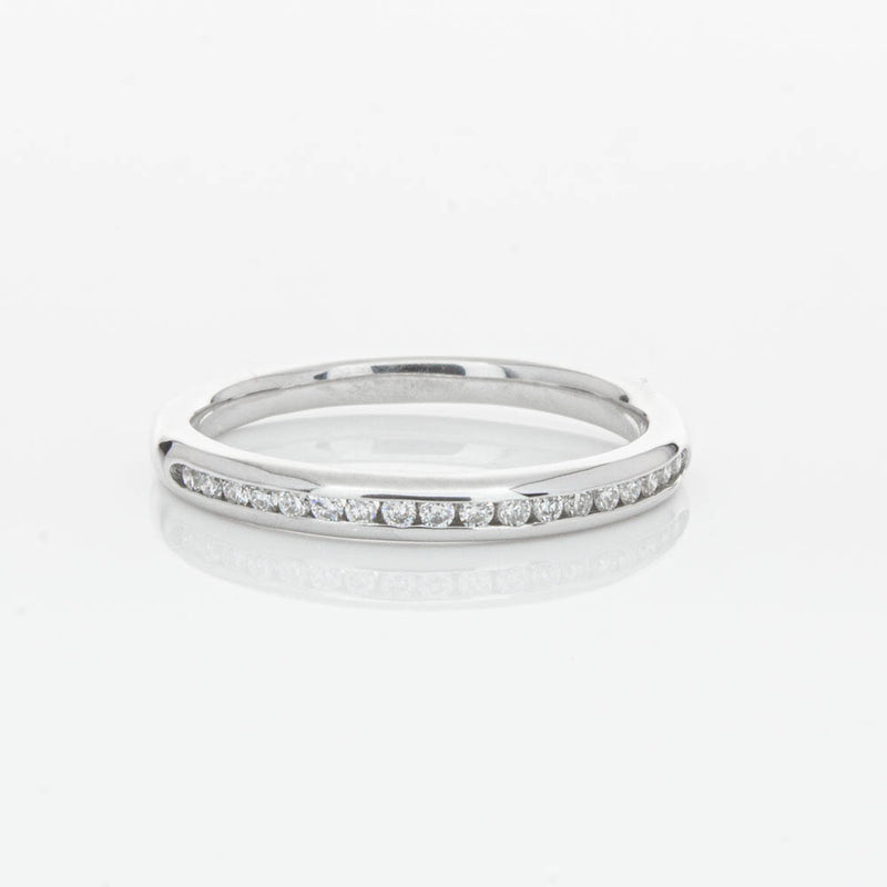 14ct White Gold Diamond Vida Band-Ring-Walker & Hall