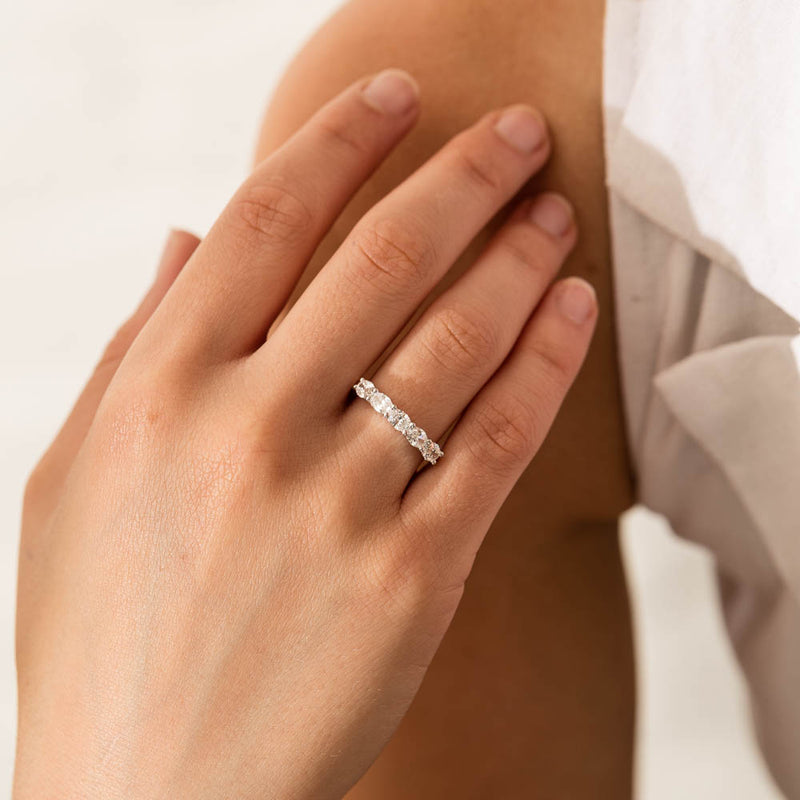 18ct Yellow Gold 1.01ct Oval Cut Diamond Panorama Ring-Ring-Walker & Hall