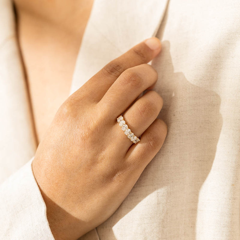 18ct Yellow Gold 1.33ct Oval Cut Diamond Panorama Ring-Ring-Walker & Hall