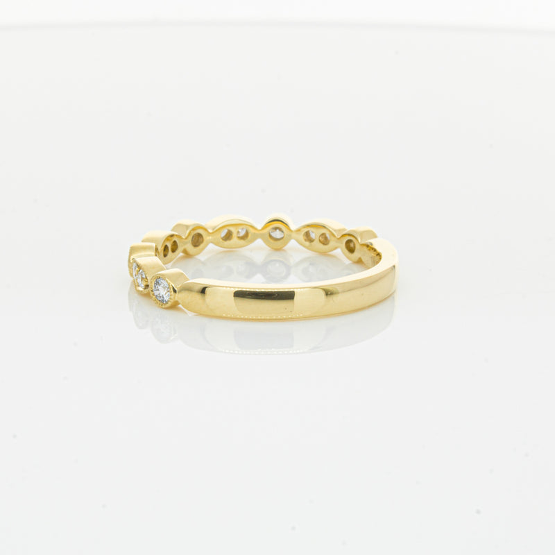 18ct Yellow Gold Diamond Marquise Shaped Band-Ring-Walker & Hall