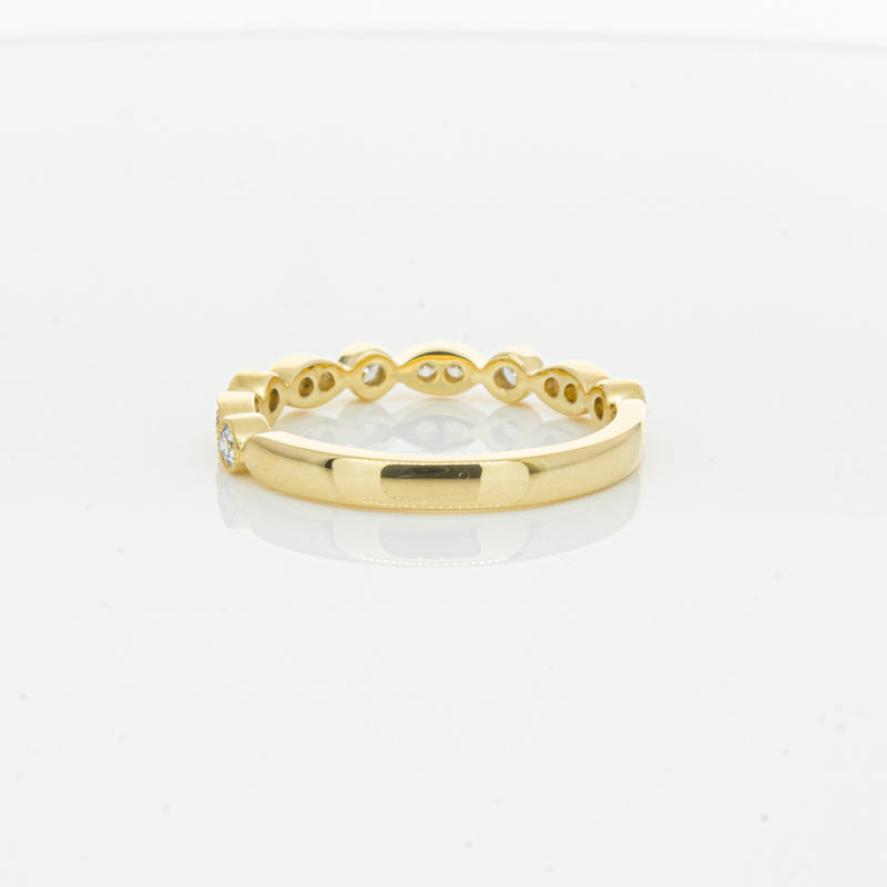 18ct Yellow Gold Diamond Marquise Shaped Band-Ring-Walker & Hall