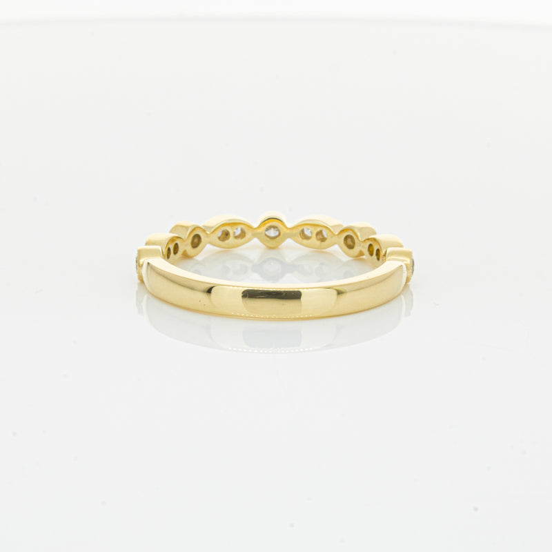 18ct Yellow Gold Diamond Marquise Shaped Band-Ring-Walker & Hall