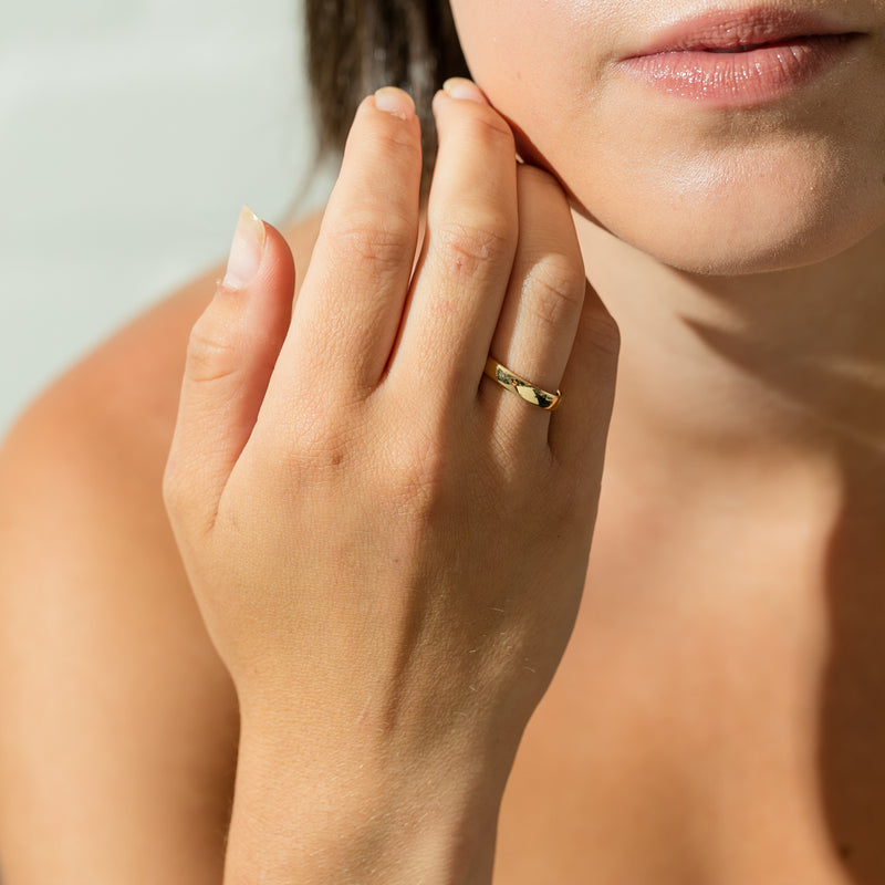 18ct Yellow Gold 3.5mm Band-Ring-Walker & Hall