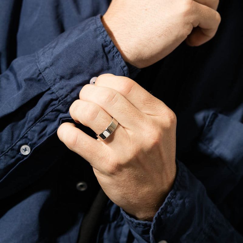 9ct White Gold 7mm Square Profile Band-Ring-Walker & Hall