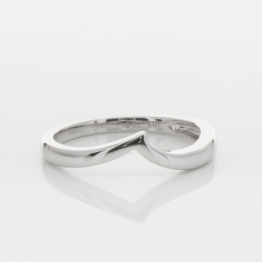18ct White Gold Fitted Solstice Band-Ring-Walker & Hall