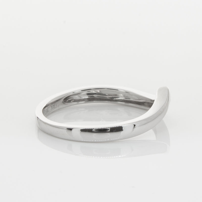 18ct White Gold Fitted Solstice Band-Ring-Walker & Hall