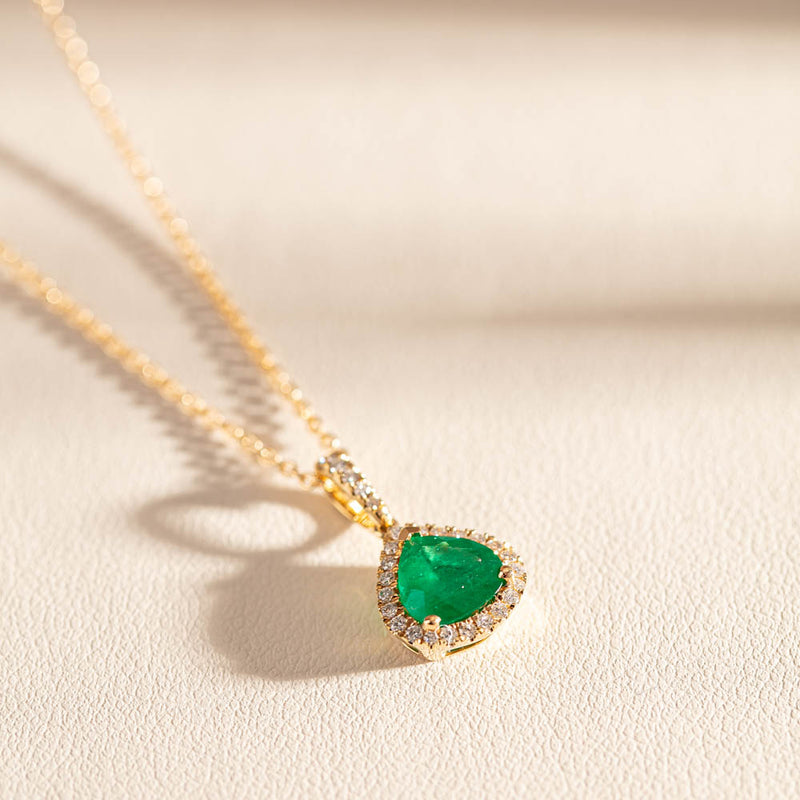 18ct Yellow Gold Emerald & Diamond Pendant-Necklace-Walker & Hall