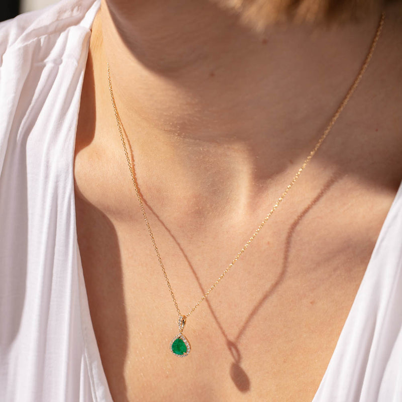 18ct Yellow Gold Emerald & Diamond Pendant-Necklace-Walker & Hall