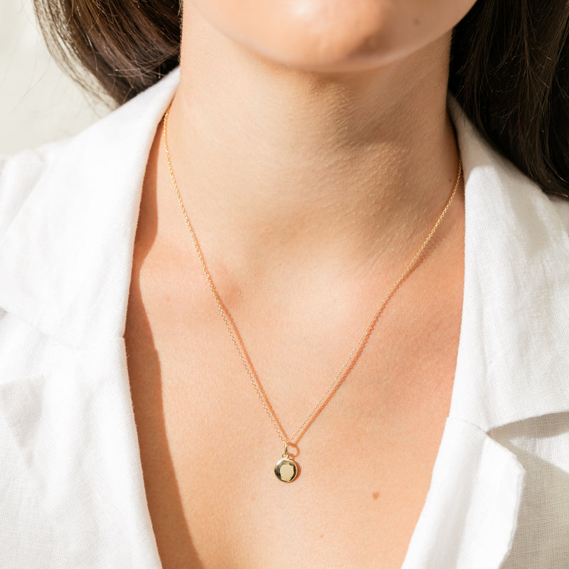 9ct Yellow Gold Mini Pebble Pendant-Necklace-Walker & Hall