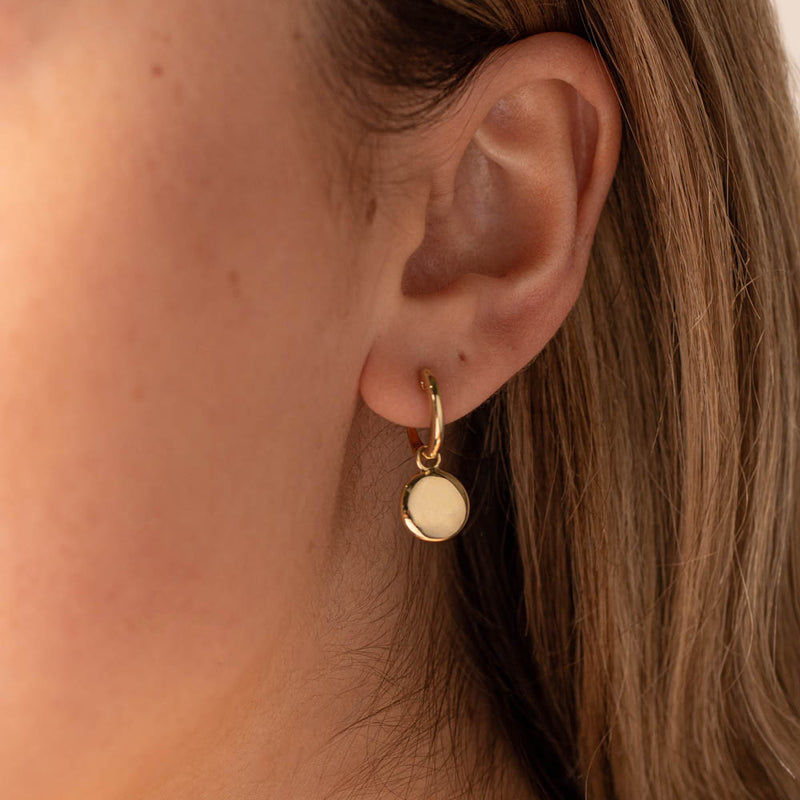 9ct Yellow Gold Cosy Earrings With Pebble Drop-Earrings-Walker & Hall