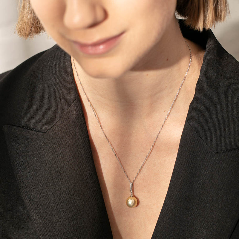 18ct White Gold South Sea Pearl & Diamond Pendant-Necklace-Walker & Hall