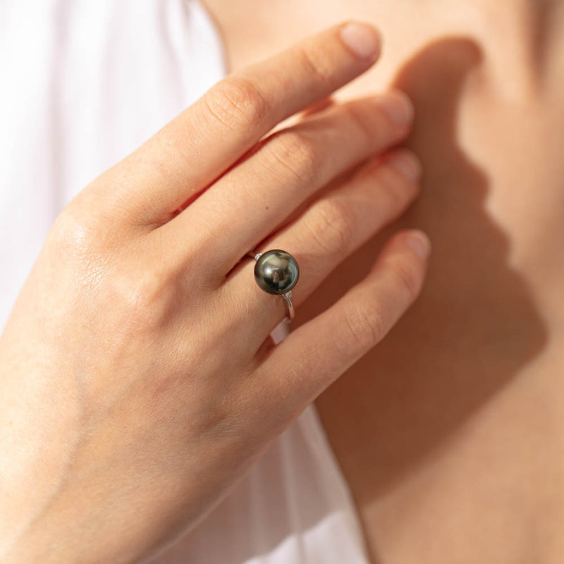 18ct White Gold Tahitian Black Pearl & Diamond Ring-Ring-Walker & Hall