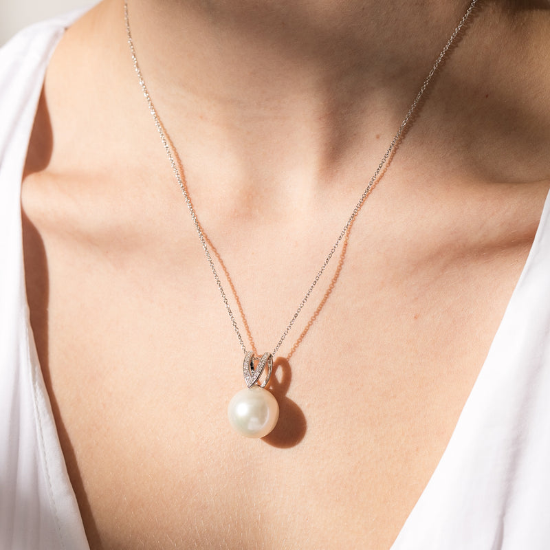 18ct White Gold South Sea Pearl & Diamond Pendant-Necklace-Walker & Hall