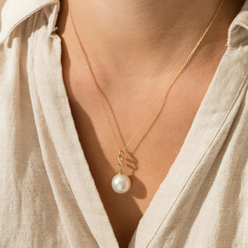 18ct Yellow Gold South Sea Pearl & Diamond Pendant-Necklace-Walker & Hall