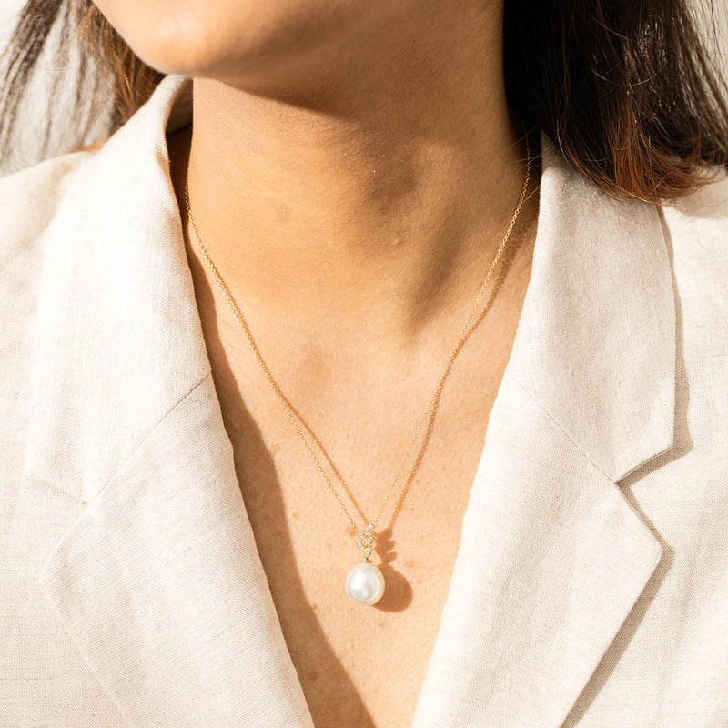 18ct Yellow Gold South Sea Pearl & Diamond Pendant-Necklace-Walker & Hall