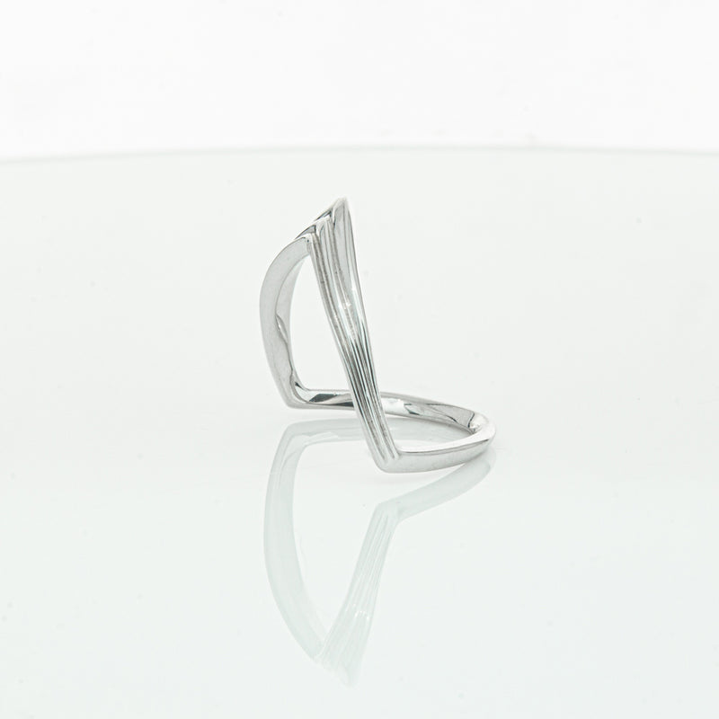 Sterling Silver V shaped Ring-Ring-Walker & Hall