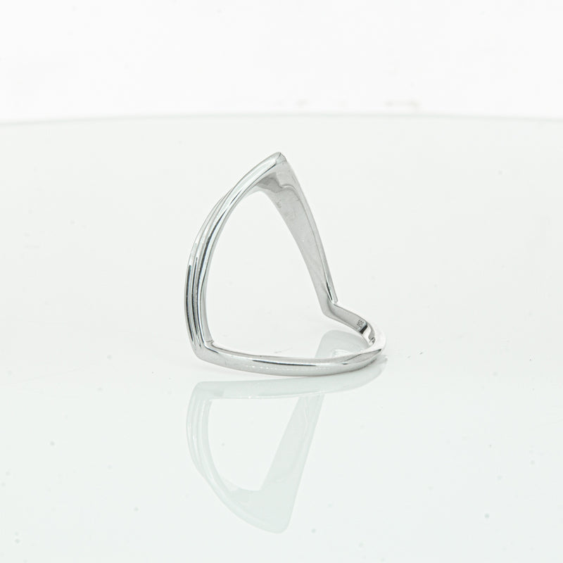 Sterling Silver V shaped Ring-Ring-Walker & Hall