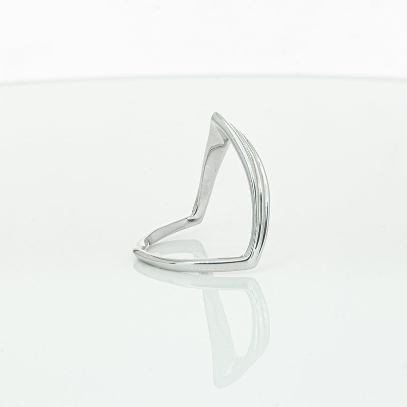 Sterling Silver V shaped Ring-Ring-Walker & Hall