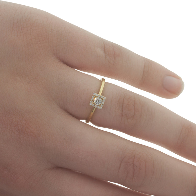 18ct Yellow Gold Round Brilliant Cut Diamond Ring-Ring-Walker & Hall