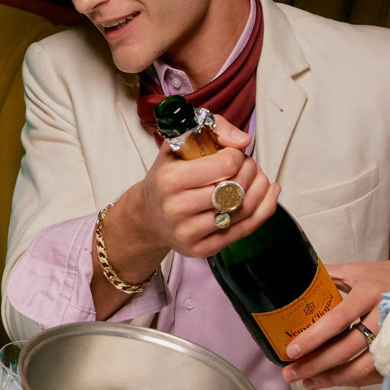 14ct Yellow Gold Diamond Halo Ring with Sovereign-Ring-Walker & Hall